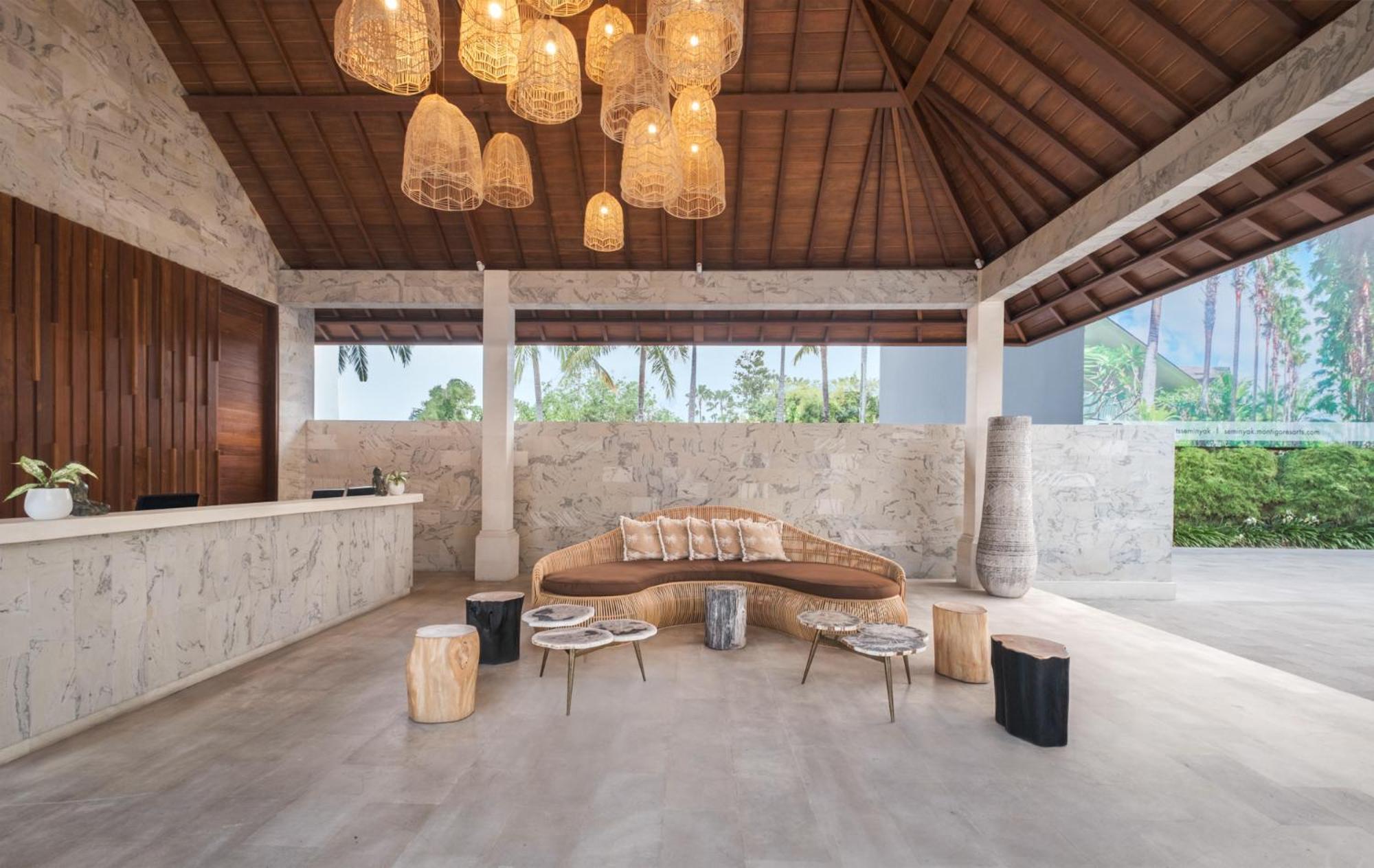Montigo Resorts Seminyak Luaran gambar The lobby of the hotel