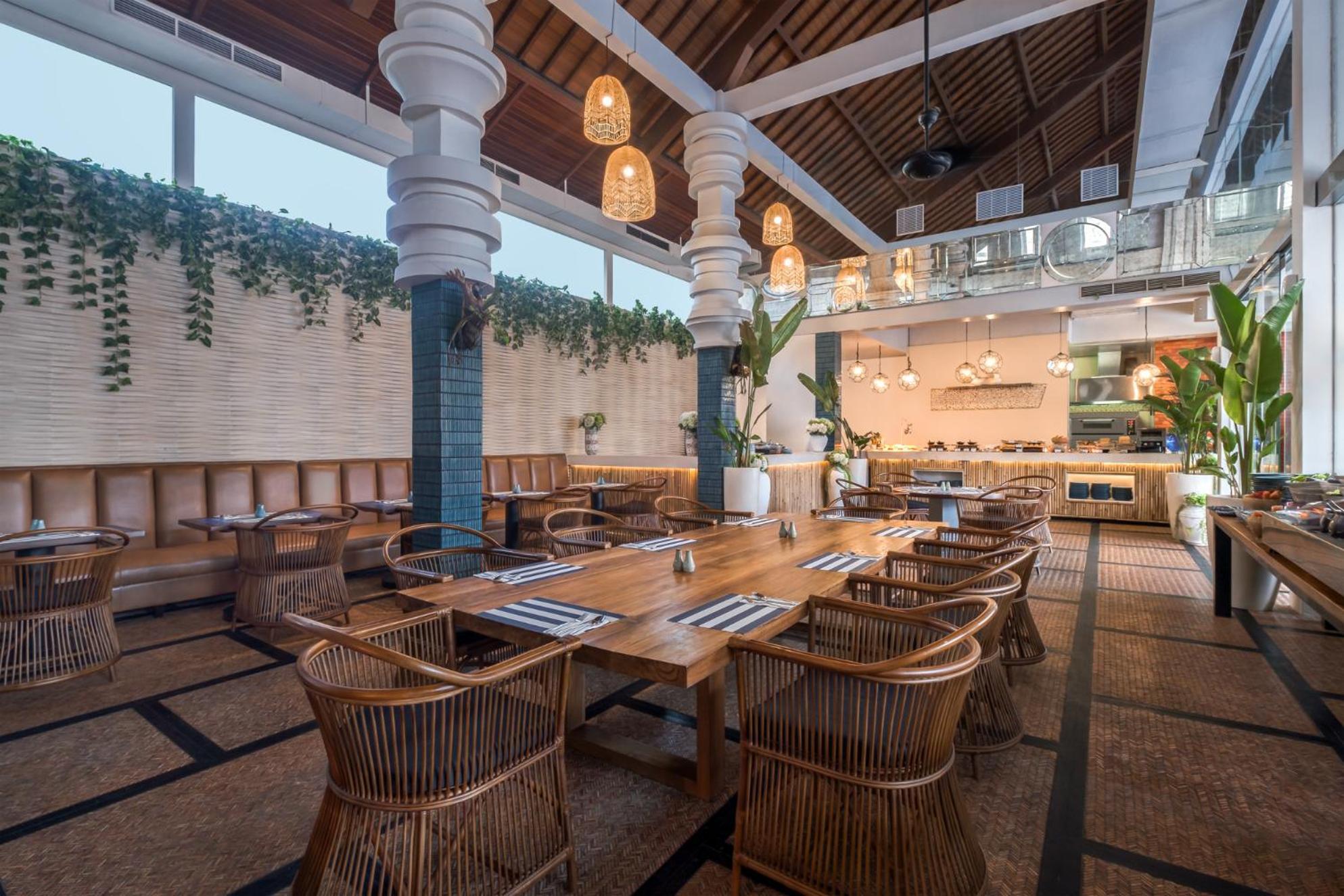 Montigo Resorts Seminyak Luaran gambar The interior of the restaurant