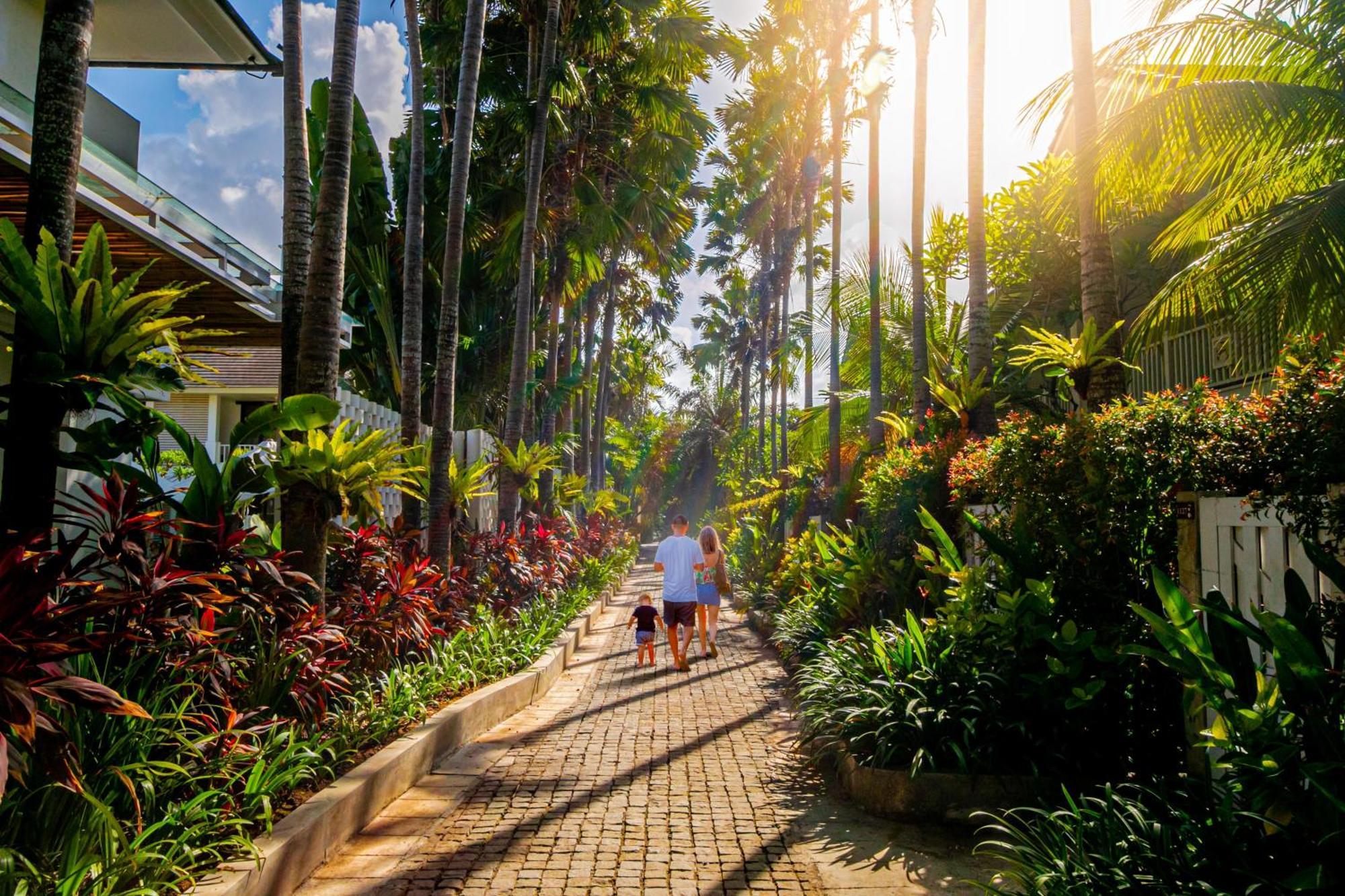 Montigo Resorts Seminyak Luaran gambar The Village at the InterContinental Sanctuary Cove Resort
