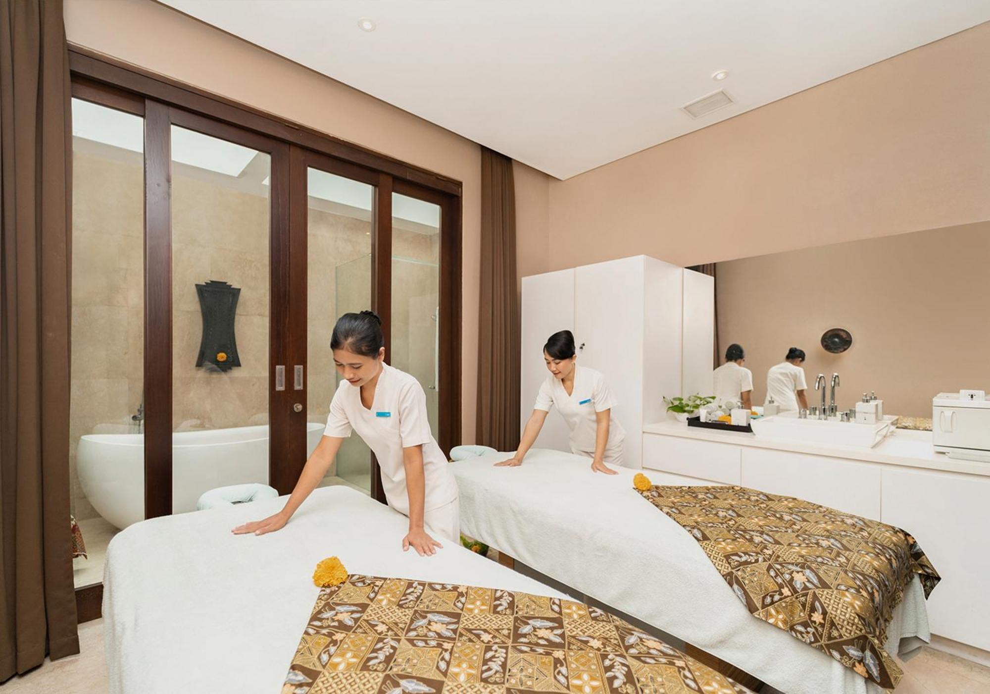Montigo Resorts Seminyak Luaran gambar Spa at The Oberoi, Mumbai