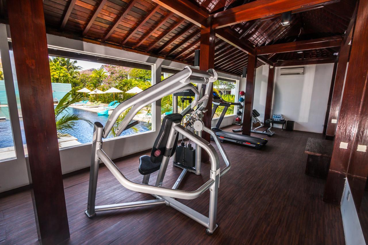 Montigo Resorts Seminyak Luaran gambar The gym at the resort
